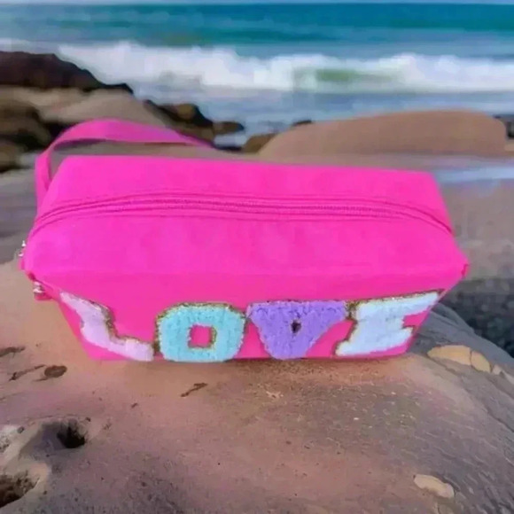 Hot Pink Love Makeup Bag - Picture 2 of 2